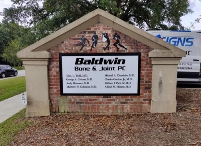 Exterior Signage Photo